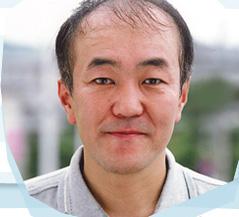 能面顔のご当地キャラ、三重・名張に登場　泣き出す子も