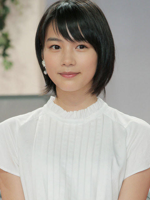 能年玲奈、今度はメタルスライムに変身！「いつもの100倍素早い」