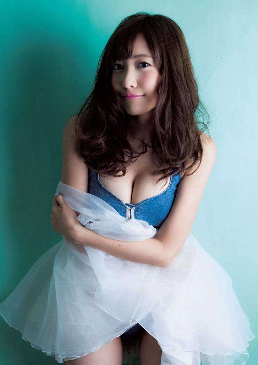 女子目線で「理想のバスト」を持つ女性芸能人トップ10