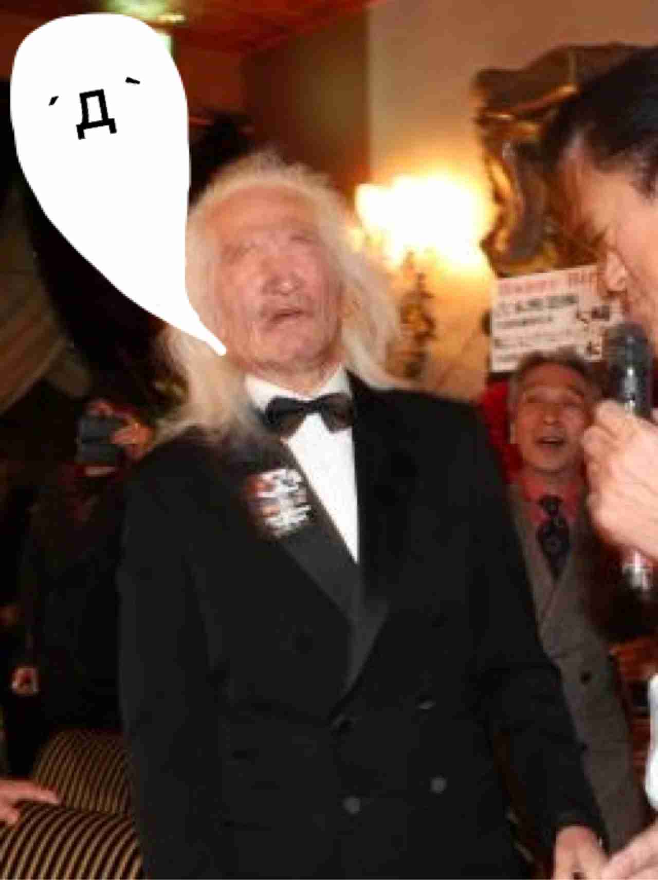 内田裕也、アントニオ猪木から闘魂注入ビンタされる