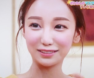 ざわちんが「風呂上がり姿」を公開し話題に