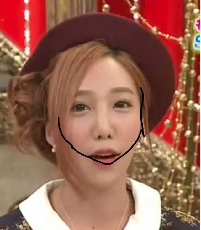 ざわちんが「風呂上がり姿」を公開し話題に