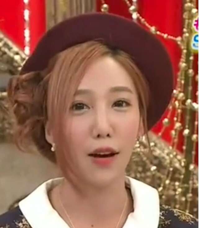 ざわちんが「風呂上がり姿」を公開し話題に