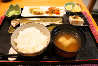 ガルちゃん深夜食堂!