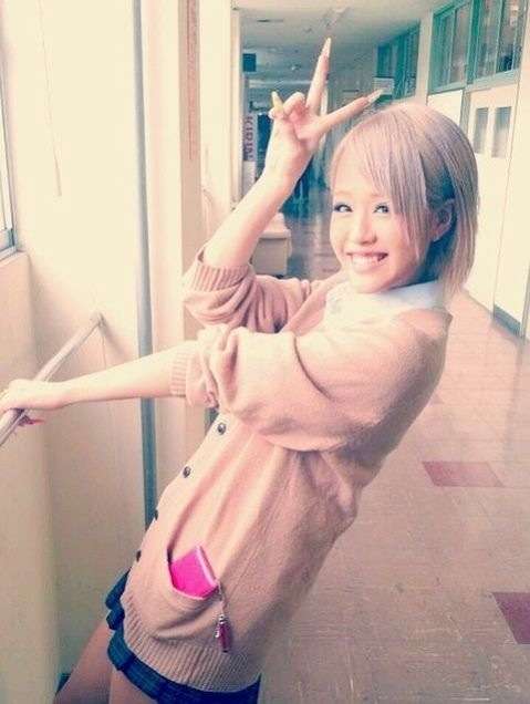 妊娠中の16歳モデル堀鈴香　エコー写真を披露「男の子でした！」　母体を考慮した新ヘアも