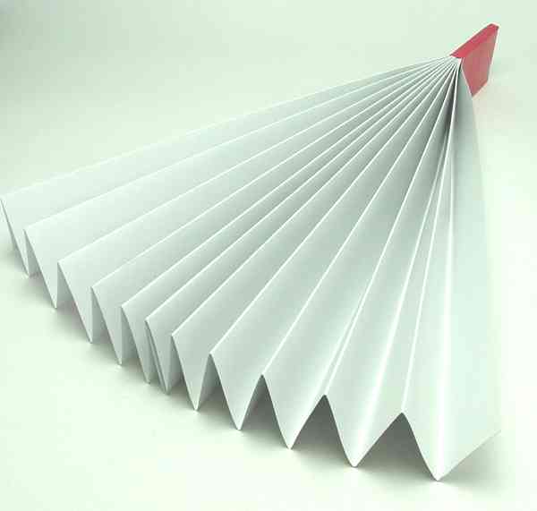 ヒロミの芸風は時代遅れ？ “『めちゃ×2イケてるッ！』で岡村隆史の頭を叩き過ぎ”と非難の声。