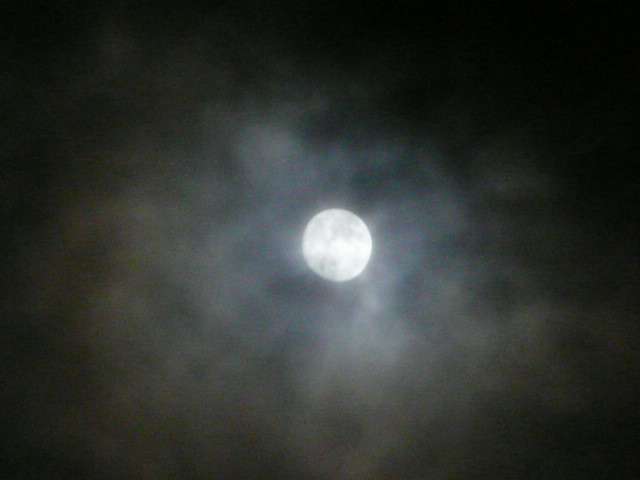 171年ぶりの名月が出現!一生にいちどのミラクルムーン/11月5日「後の十三夜」