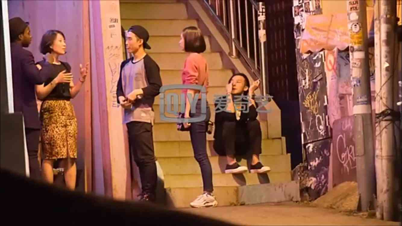 水原希子の鼻ピアスに大反響