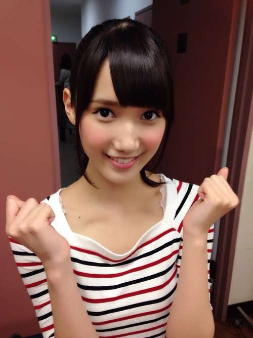 HKT48 田中菜津美(14歳)、170cmの身長に悩む 「身長が伸びるのを防ぐため深夜2時まで寝ない」