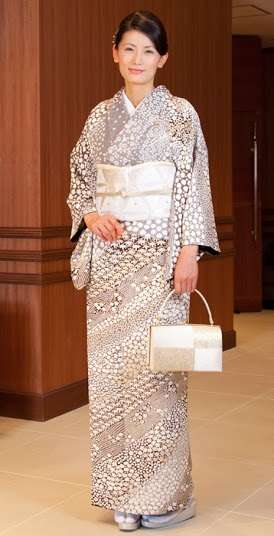 アラサー、アラフォーのお呼ばれの服装