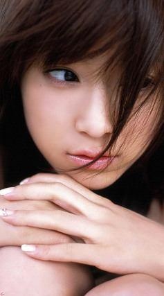 黒髪が似合う芸能人の画像を集めるトピ