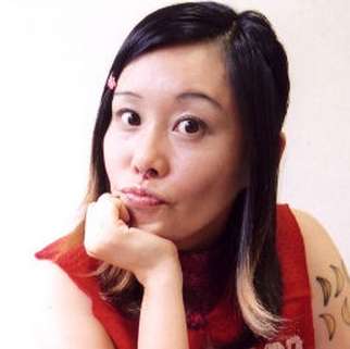 高橋愛の現在、メイク・髪型が別人のように変わってる…