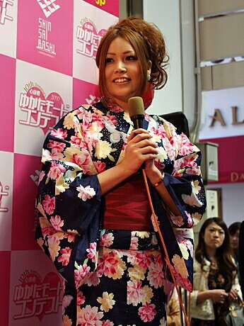 動画と雑誌でかなり印象が違う芸能人