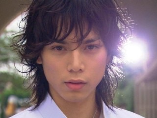 「なぜイケメン扱いなの？」と疑問に思う芸能人ランキング