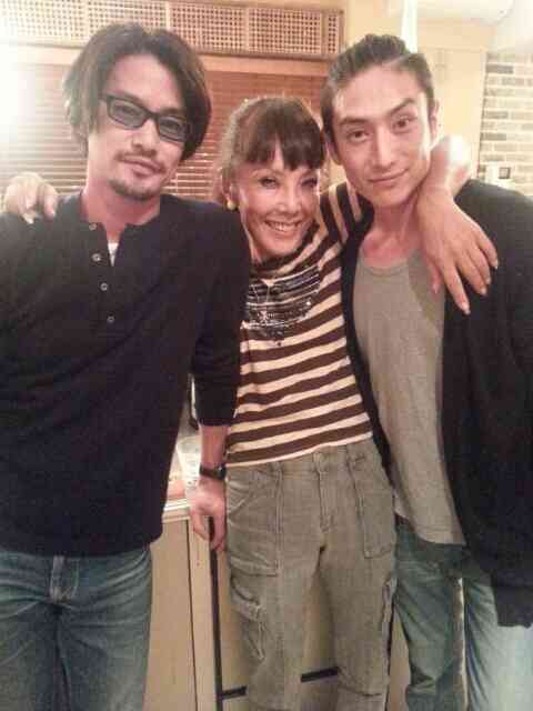 ピーター主催の「高輪会」 男女乱れて入浴するパーティの内容