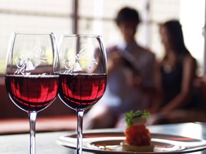 結婚記念日にはプレゼントしたり、もらったりしますか?