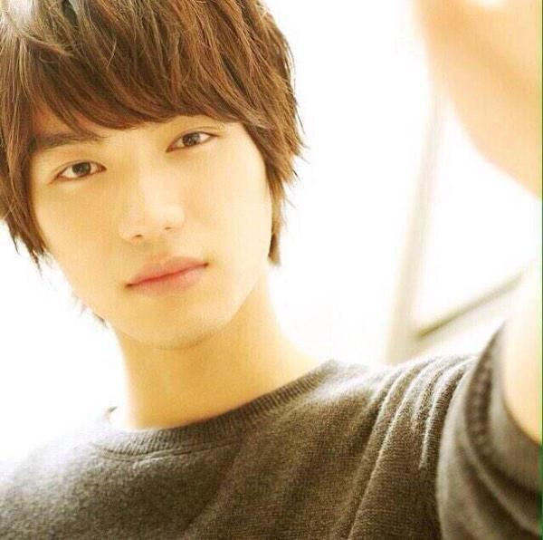 若手俳優で1番かっこいいと思う男性芸能人は？