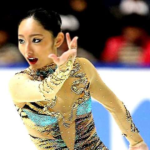 安藤美姫が海外のアイスショーに出演する理由「日本からオファーがない」