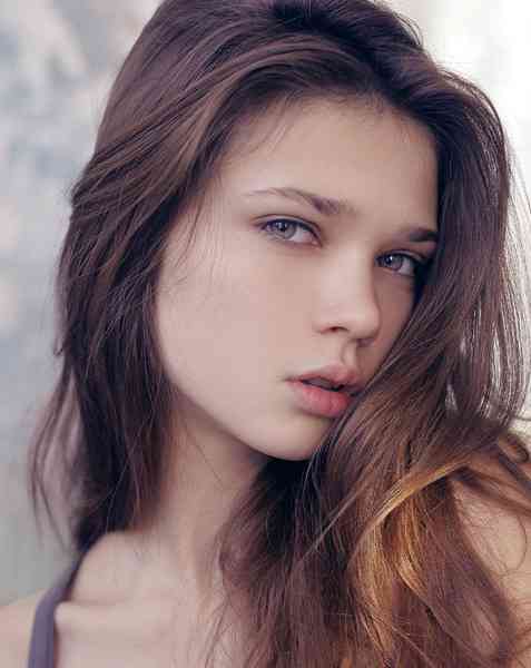 性格の悪い美人と性格の良いブス、どっちがモテる？