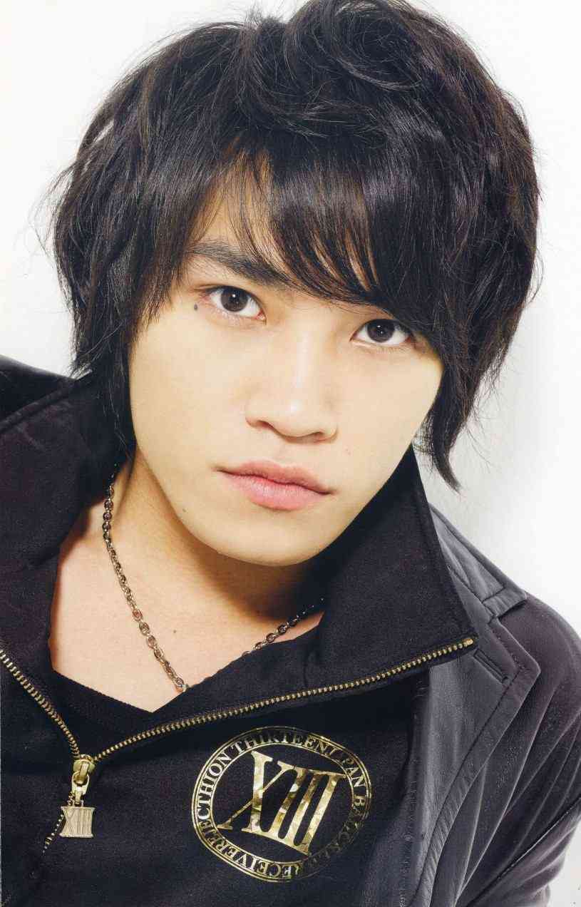 つり目の男性が好きな方！