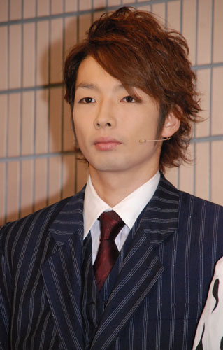 つり目の男性が好きな方！