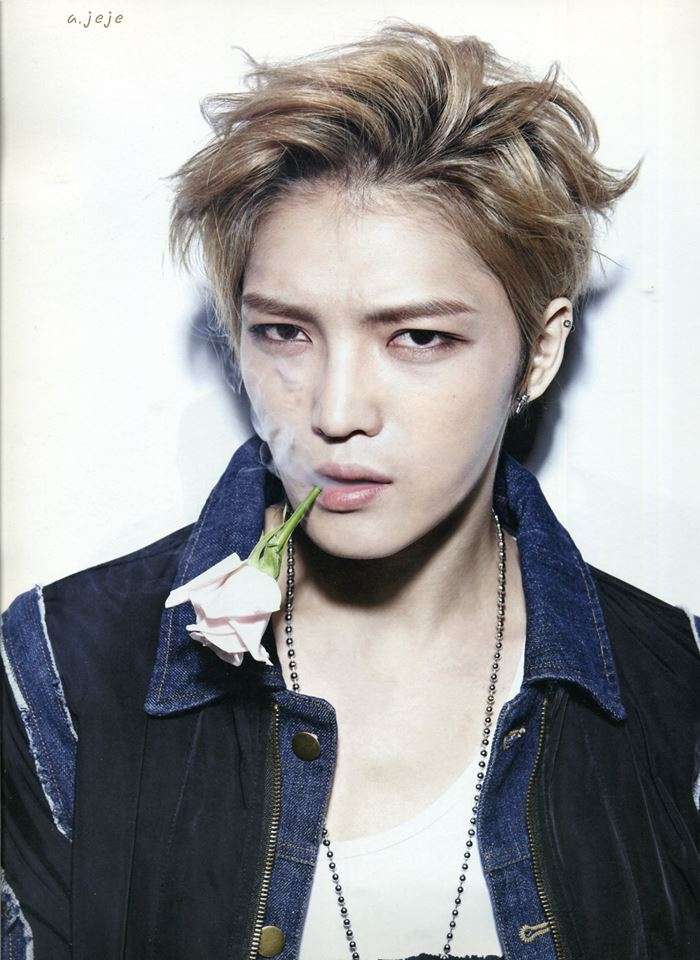 つり目の男性が好きな方！