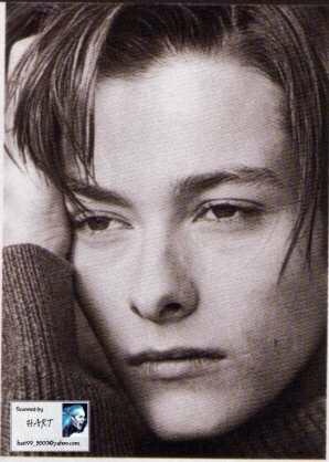 つり目の男性が好きな方！