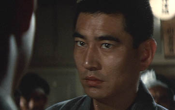 つり目の男性が好きな方！