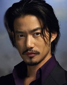 つり目の男性が好きな方！