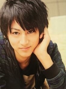 つり目の男性が好きな方！