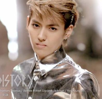 つり目の男性が好きな方！