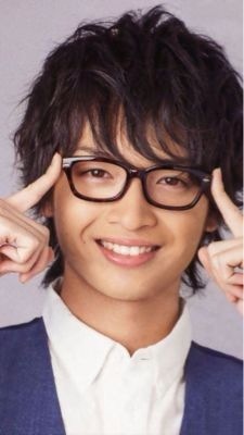 垂れ目の男性が好きな方！