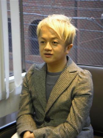 中山美穂と渋谷慶一郎氏、5つ星ホテルで熱々手つなぎデート