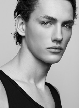 見下す感じの有名人画像トピ