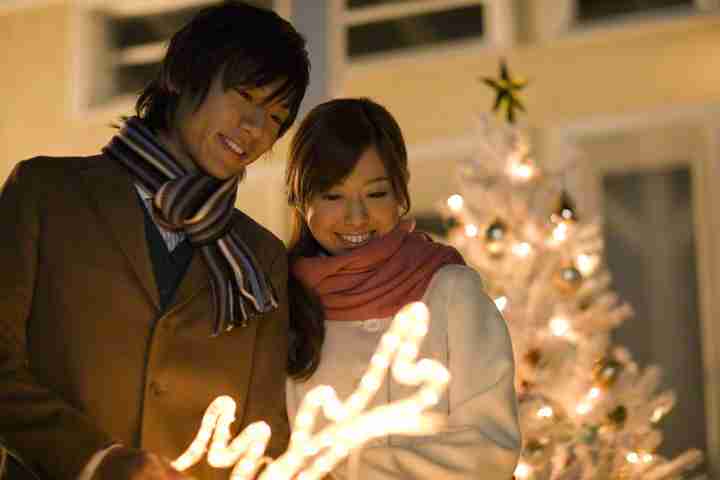クリスマスは恋人同士で過ごすのがナウいという風潮…定着はいつから?