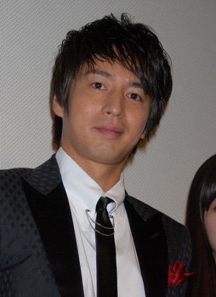 ドレスアップしてる有名人の画像を貼るトピ