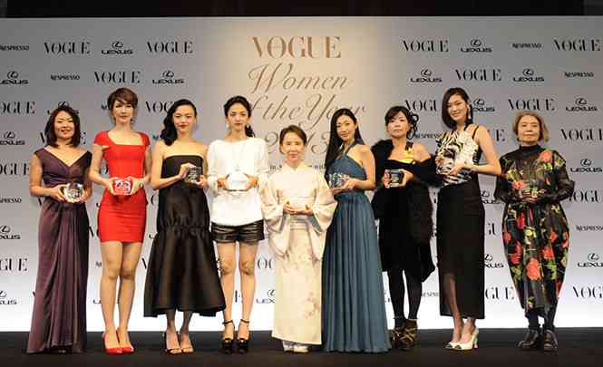 ドレスアップしてる有名人の画像を貼るトピ