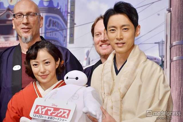 ドレスアップしてる有名人の画像を貼るトピ