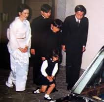 皇太子妃雅子さま病状の東宮職医師団発表がほぼ「コピペ」で波紋