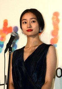 若手女優で1番かわいいと思う女性芸能人は？