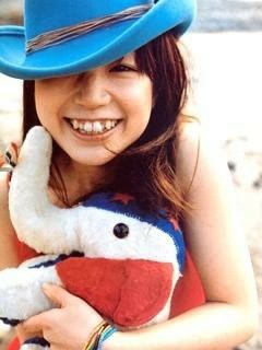 口元をいじったせいで残念になった芸能人は？