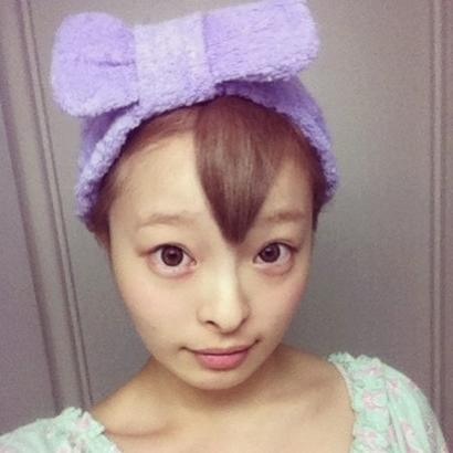 涙袋が無い人ー！