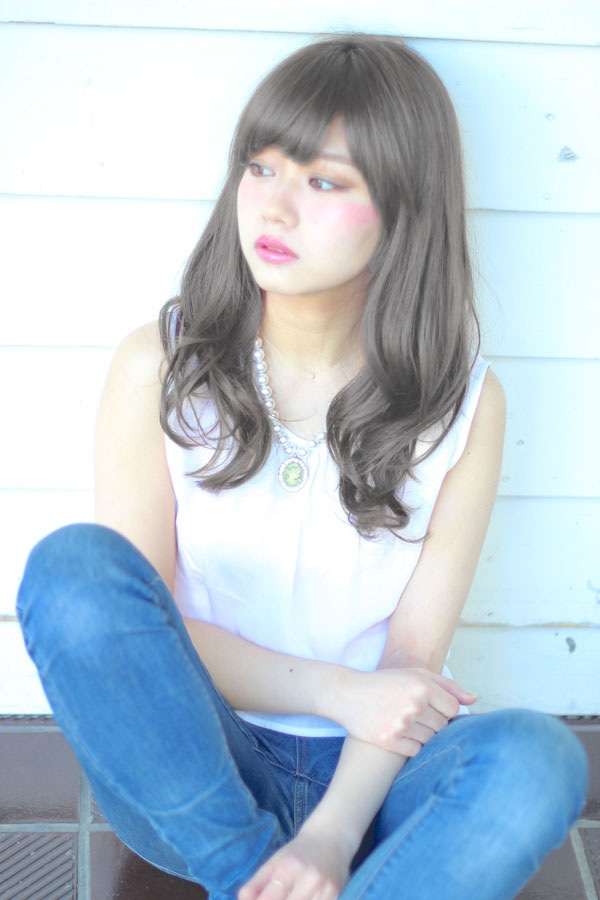 髪をブリーチしたことある人?