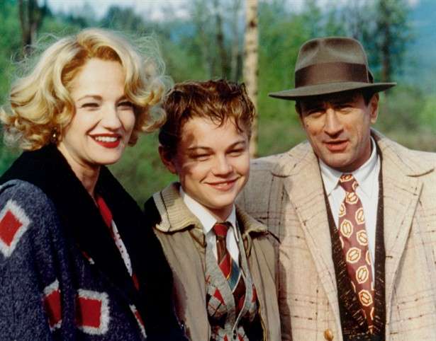 親の再婚相手受け入れられましたか?