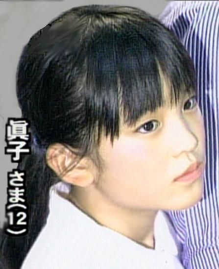 【画像】 ティアラ姿の佳子さまが可愛すぎると話題に