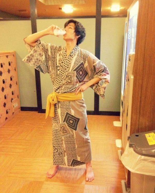 ラフな格好でも格好良い芸能人の画像