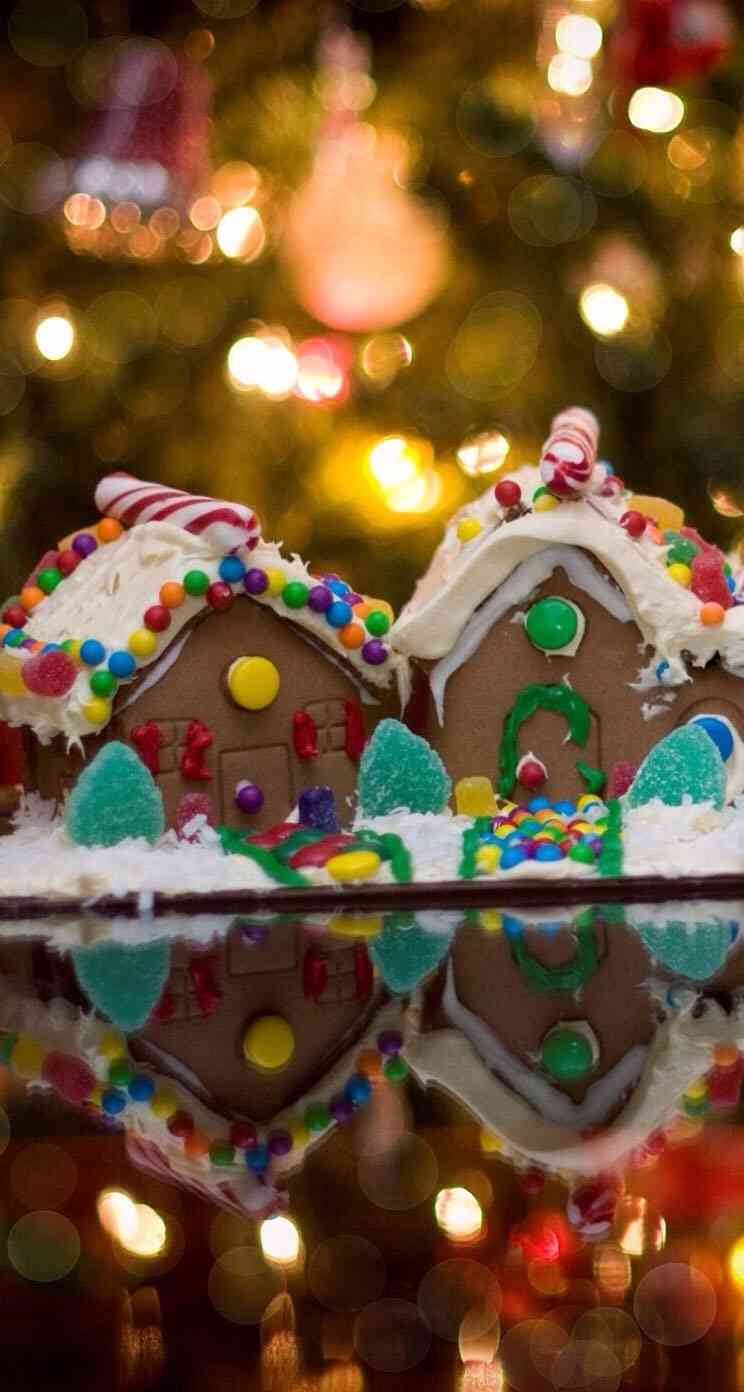 クリスマスの壁紙を貼るトピ