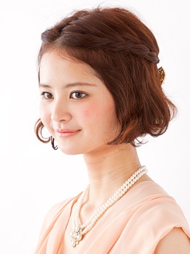 披露宴のヘアスタイル画像【招待客】