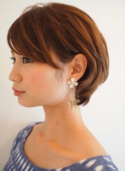 披露宴のヘアスタイル画像【招待客】
