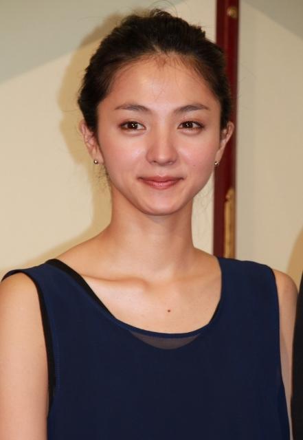 下を向いたら二重顎になる人いますか？